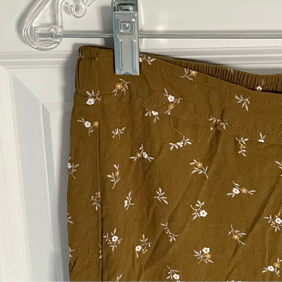 Madewell Ruffle Tiered Midi Skirt in Daisy - Picture 4 of 12